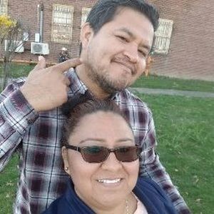 Meet your Posher, Adali